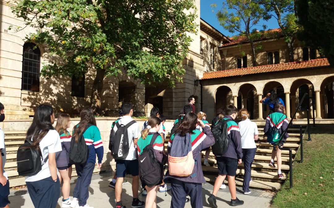 Year 10 Languages Students Visit UWA